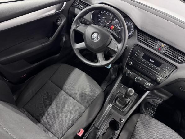 Skoda Octavia III (A7) с пробегом 2013 года, цена 899 000 рублей, 222000 км, лифтбек, Автокод Объявления