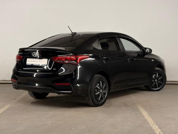 Hyundai Solaris II с пробегом 2017 года, цена 999 000 рублей, 226881 км, седан, Автокод Объявления