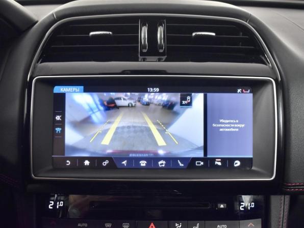 Jaguar F-Pace I с пробегом 2016 года, цена 2 175 000 рублей, 187111 км, внедорожник, Автокод Объявления