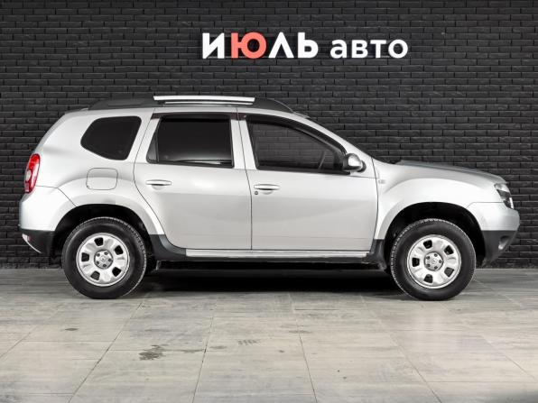 Renault Duster I с пробегом 2013 года, цена 970 000 рублей, 176804 км, внедорожник, Автокод Объявления