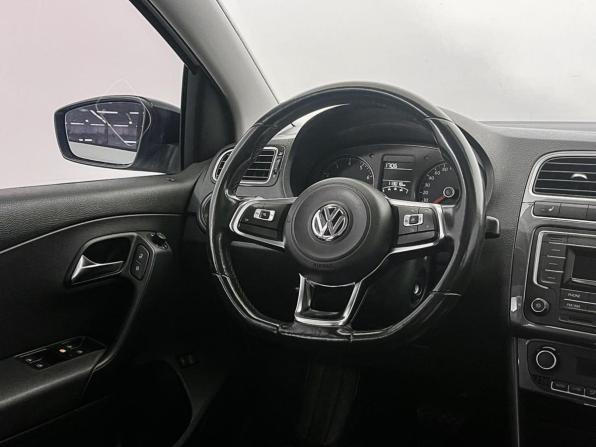 Volkswagen Polo V Рестайлинг с пробегом 2020 года, цена 1 179 000 рублей, 113016 км, седан, Автокод Объявления