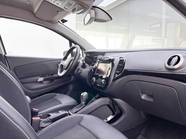 Renault Kaptur I Рестайлинг с пробегом 2021 года, цена 1 950 000 рублей, 55300 км, внедорожник, Автокод Объявления