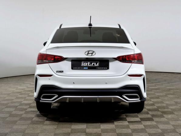 Hyundai Solaris II с пробегом 2017 года, цена 1 148 000 рублей, 134603 км, седан, Автокод Объявления