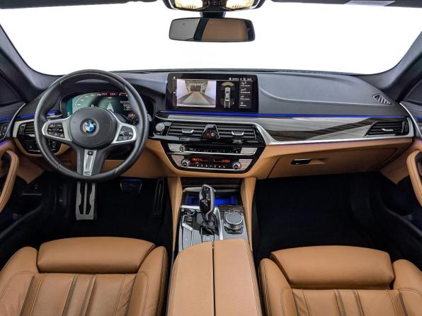BMW 5 серии VII (G30/G31/G38) Рестайлинг с пробегом 2021 года, цена 4 600 000 рублей, 43290 км, седан, Автокод Объявления