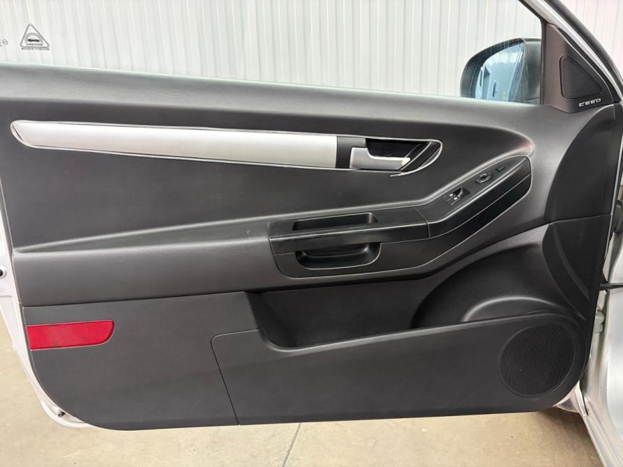 Kia Ceed I Рестайлинг Краснодар  - изображение 16