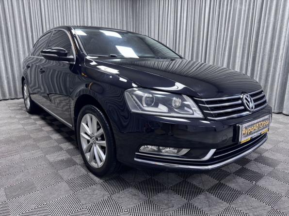 Volkswagen Passat B7 с пробегом 2013 года, цена 1 340 000 рублей, 207740 км, седан, Автокод Объявления