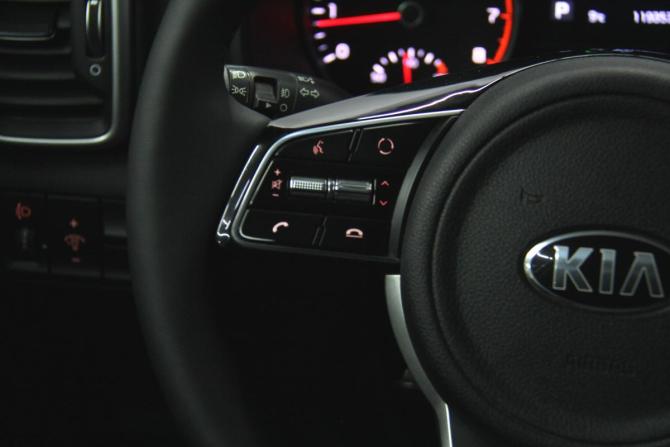 Kia Sportage IV Рестайлинг с пробегом 2018 года, цена 2 322 000 рублей, 119352 км, внедорожник, Автокод Объявления
