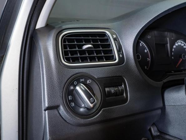 Volkswagen Polo V с пробегом 2010 года, цена 780 000 рублей, 120466 км, седан, Автокод Объявления