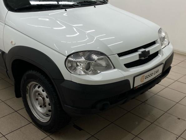 Chevrolet Niva I Рестайлинг с пробегом 2018 года, цена 730 000 рублей, 123487 км, внедорожник, Автокод Объявления