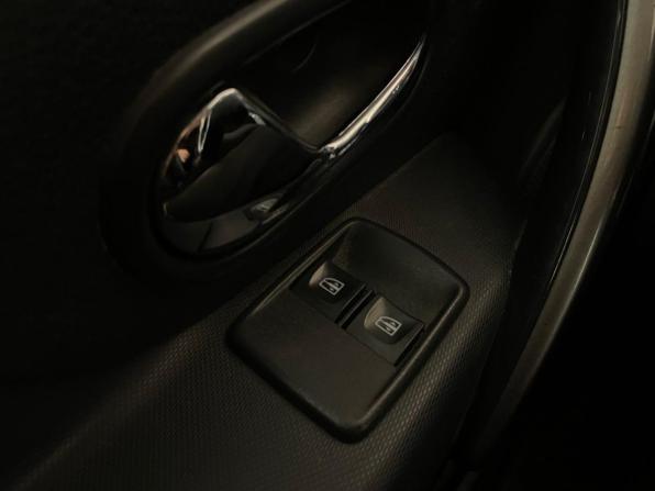 Renault Logan II с пробегом 2016 года, цена 765 000 рублей, 97931 км, седан, Автокод Объявления