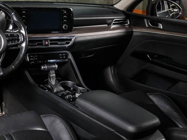 Kia K5 III с пробегом 2021 года, цена 2 390 000 рублей, 126491 км, седан, Автокод Объявления