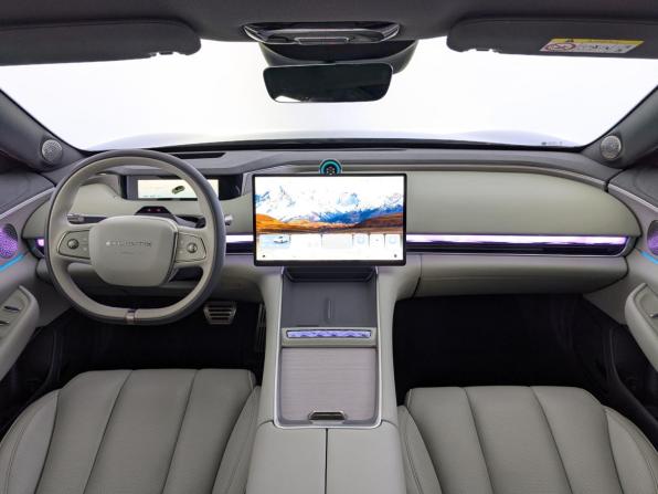 Exeed Exlantix ES с пробегом 2025 года, цена 4 800 000 рублей, 13305 км, седан, Автокод Объявления