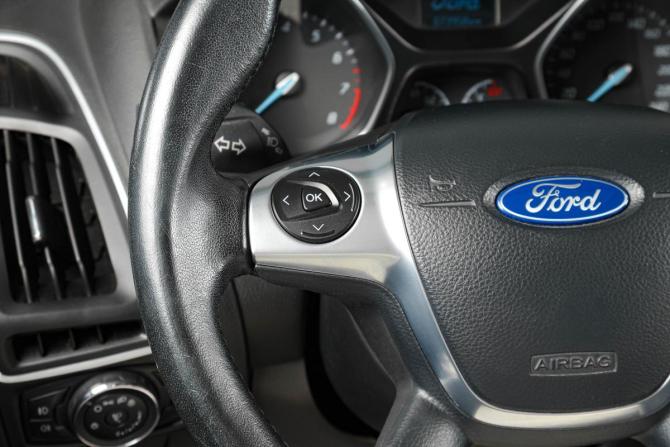 Ford Focus III с пробегом 2013 года, цена 1 059 000 рублей, 74000 км, седан, Автокод Объявления
