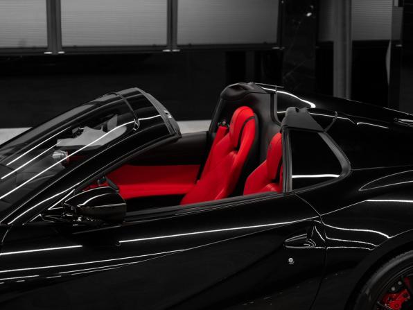 Ferrari 812 с пробегом 2020 года, цена 46 316 000 рублей, 3484 км, родстер, Автокод Объявления