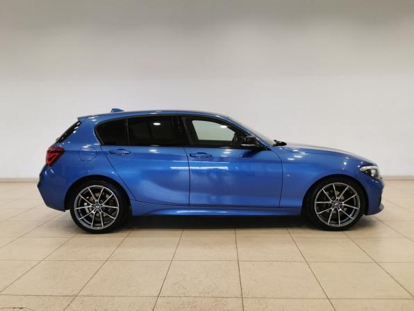 BMW 1 серии II (F20/F21) Рестайлинг 2 с пробегом 2018 года, цена 1 555 150 рублей, 185628 км, хэтчбек, Автокод Объявления