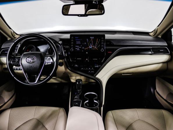 Toyota Camry VIII (XV70) Рестайлинг с пробегом 2021 года, цена 3 199 000 рублей, 179500 км, седан, Автокод Объявления