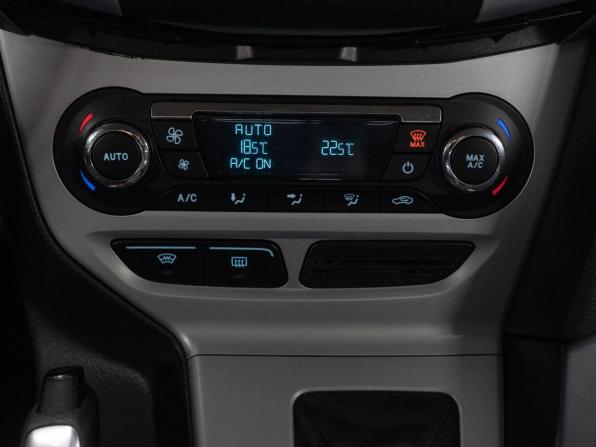 Ford Focus III с пробегом 2013 года, цена 979 000 рублей, 117081 км, седан, Автокод Объявления