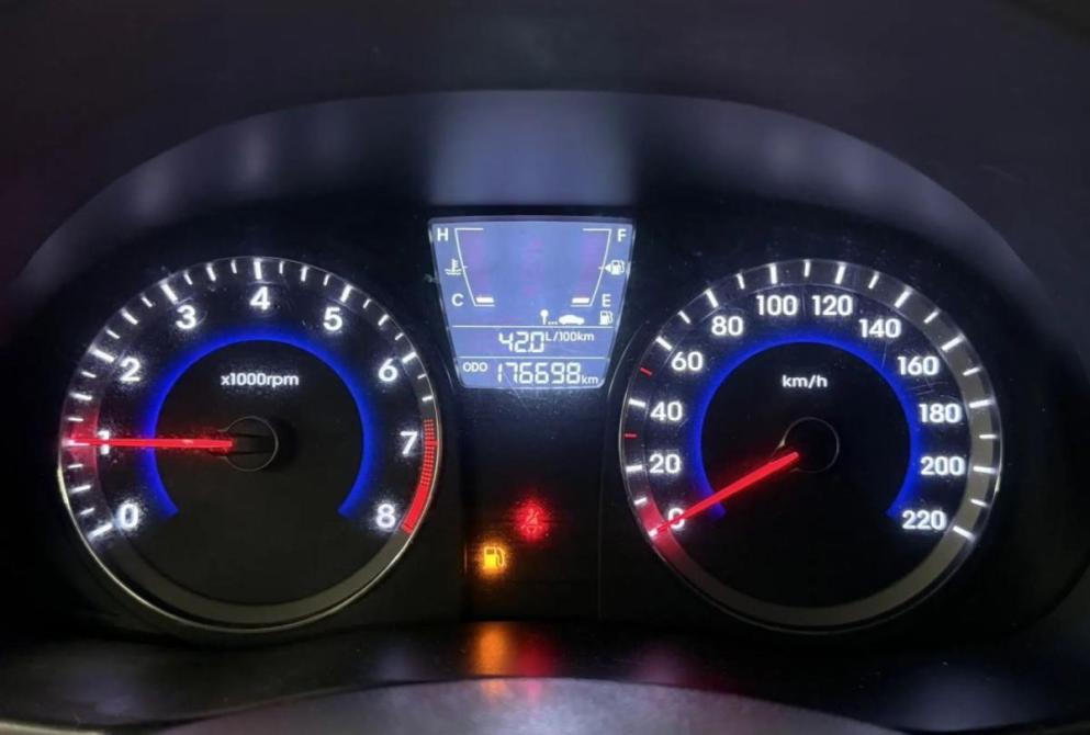Hyundai Solaris I Астрахань  - изображение 15