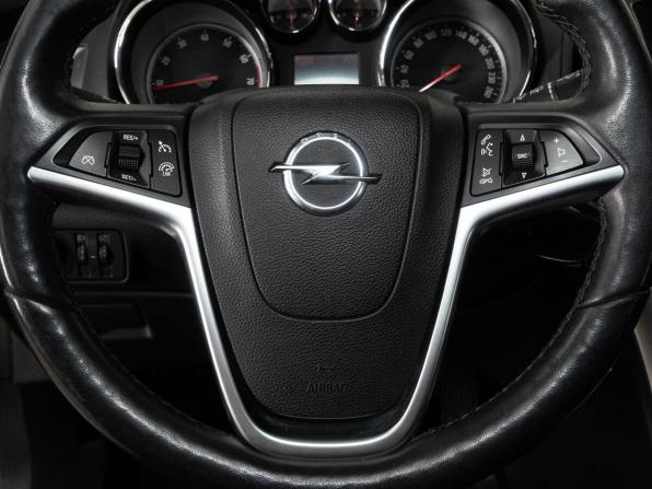Opel Astra J Рестайлинг с пробегом 2013 года, цена 870 000 рублей, 118000 км, хэтчбек, Автокод Объявления