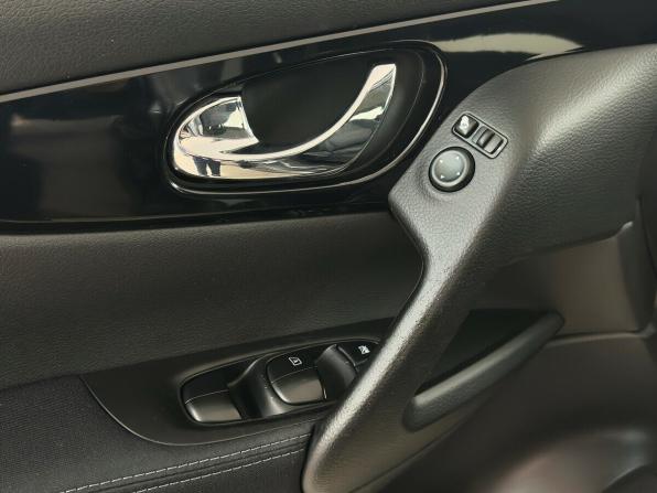 Nissan Qashqai II с пробегом 2014 года, цена 1 240 000 рублей, 162567 км, внедорожник, Автокод Объявления