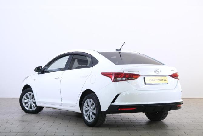 Hyundai Solaris II Рестайлинг с пробегом 2022 года, цена 1 479 000 рублей, 125000 км, седан, Автокод Объявления