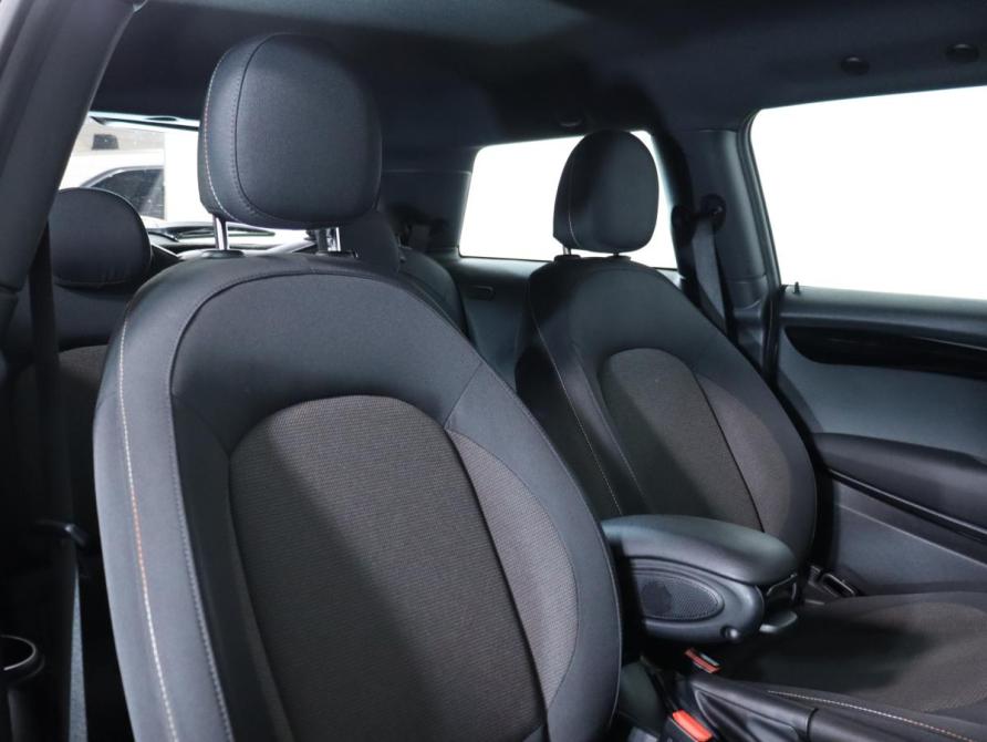 Mini Hatch III (F55/F56) Рестайлинг Санкт-Петербург  - изображение 12