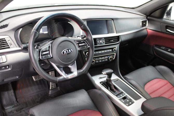 Kia Optima IV с пробегом 2018 года, цена 2 085 000 рублей, 114645 км, седан, Автокод Объявления