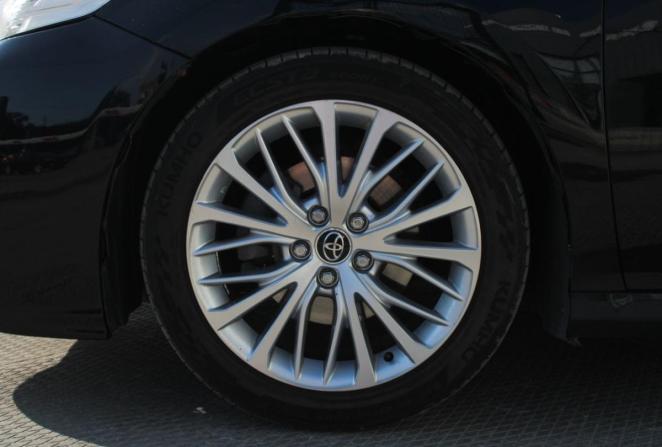 Toyota Camry VII (XV50) Рестайлинг 2 с пробегом 2018 года, цена 2 650 000 рублей, 208160 км, седан, Автокод Объявления