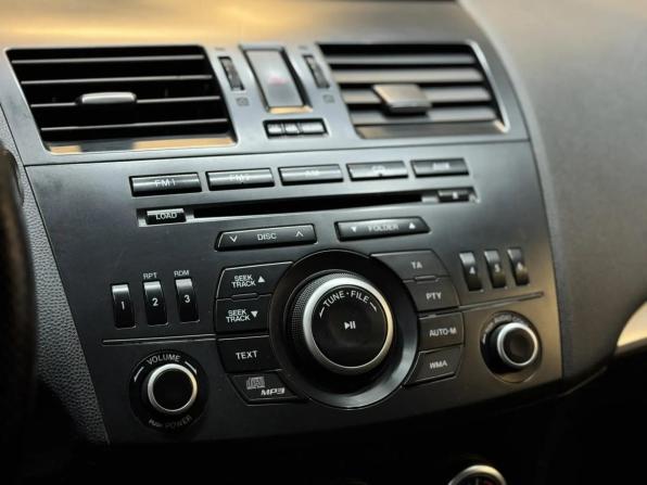 Mazda 3 II (BL) Рестайлинг с пробегом 2011 года, цена 797 000 рублей, 286133 км, седан, Автокод Объявления