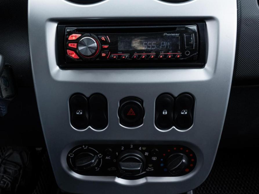 Renault Sandero I Ставрополь  - изображение 12