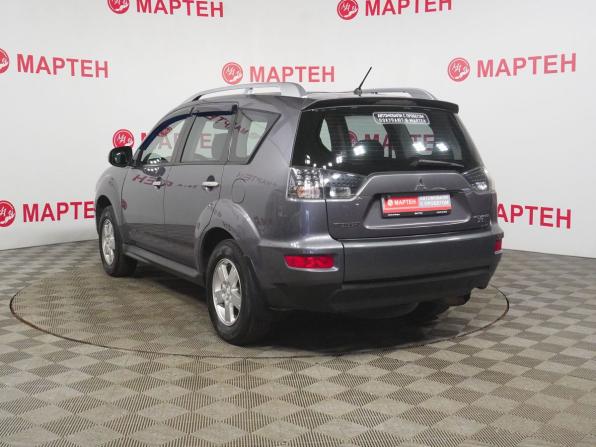 Mitsubishi Outlander II Рестайлинг с пробегом 2010 года, цена 917 000 рублей, 232700 км, внедорожник, Автокод Объявления