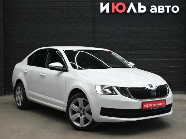 Skoda Octavia III (A7) Рестайлинг с пробегом 2017 года, цена 1 790 000 рублей, 113737 км, лифтбек, Автокод Объявления
