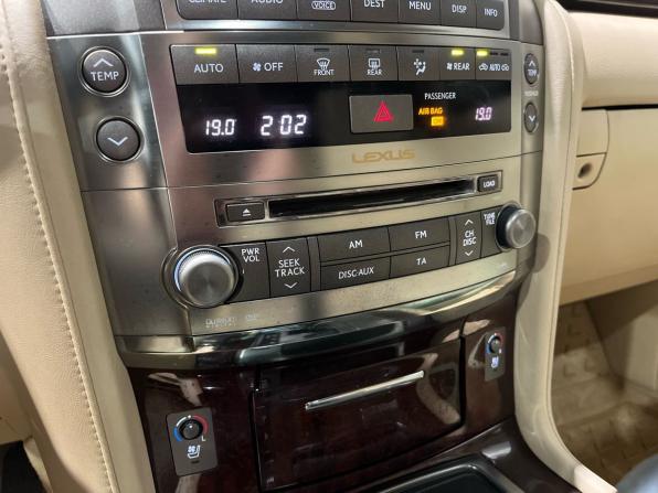 Lexus LX III с пробегом 2008 года, цена 2 590 000 рублей, 246747 км, внедорожник, Автокод Объявления