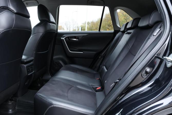 Toyota RAV4 V (XA50) с пробегом 2021 года, цена 3 130 000 рублей, 94607 км, внедорожник, Автокод Объявления