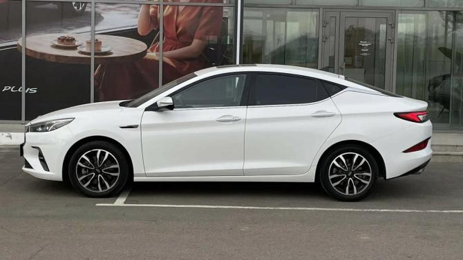 JAC J7 I с пробегом 2023 года, цена 1 398 000 рублей, 33630 км, хэтчбек, Автокод Объявления