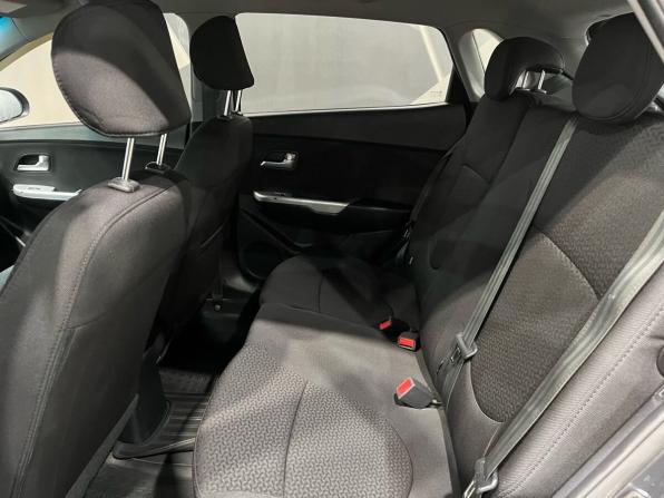 Kia Rio III с пробегом 2013 года, цена 660 000 рублей, 235203 км, хэтчбек, Автокод Объявления