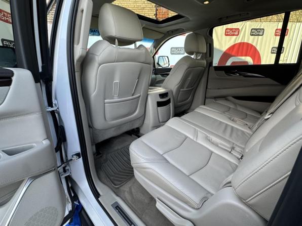 Cadillac Escalade IV с пробегом 2016 года, цена 4 499 990 рублей, 148000 км, внедорожник, Автокод Объявления