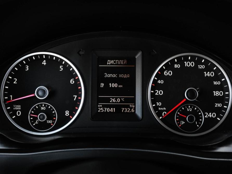 Volkswagen Tiguan I Рестайлинг Новороссийск  - изображение 12