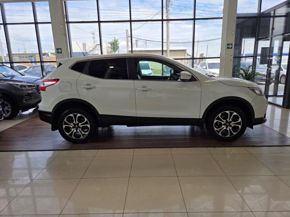 Nissan Qashqai II с пробегом 2014 года, цена 1 379 000 рублей, 149396 км, внедорожник, Автокод Объявления