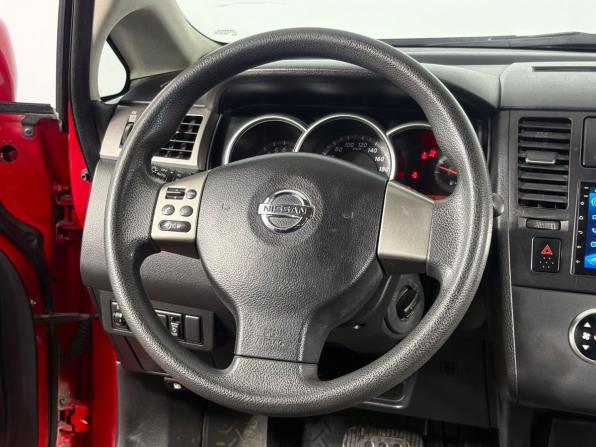 Nissan Tiida I Рестайлинг с пробегом 2013 года, цена 970 000 рублей, 150350 км, хэтчбек, Автокод Объявления