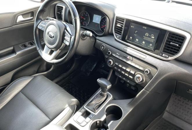 Kia Sportage IV Рестайлинг с пробегом 2019 года, цена 2 820 000 рублей, 57000 км, внедорожник, Автокод Объявления