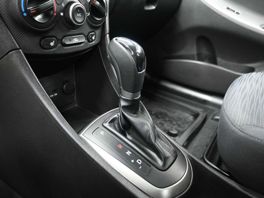 Hyundai Solaris I Рестайлинг Ростов-на-Дону  - изображение 17