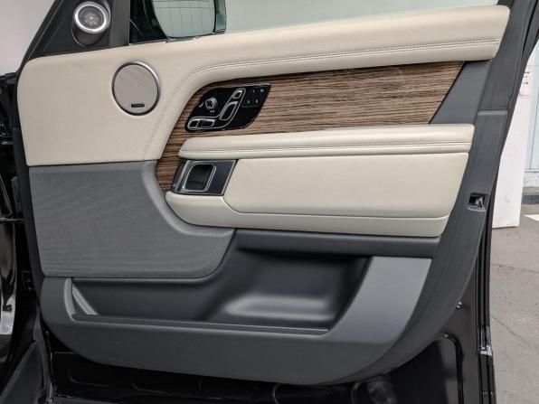 Land Rover Range Rover IV Рестайлинг с пробегом 2019 года, цена 7 950 000 рублей, 58806 км, внедорожник, Автокод Объявления
