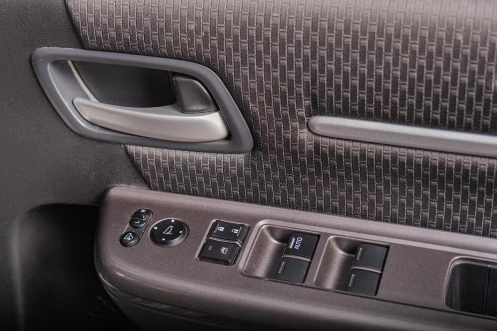 Honda Stepwgn V Рестайлинг Томск  - изображение 8