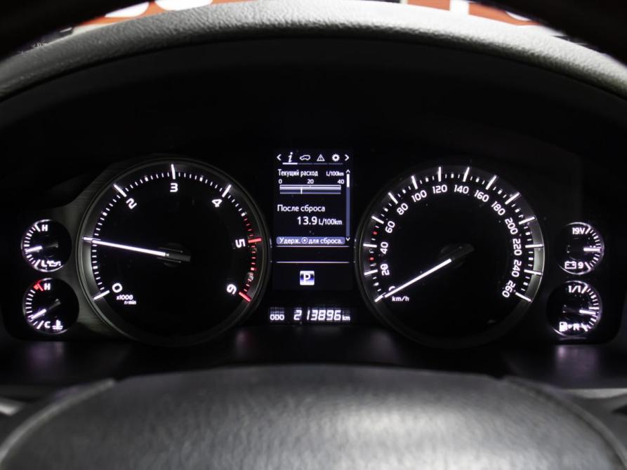 Toyota Land Cruiser 200 Series Рестайлинг 2 Москва  - изображение 14