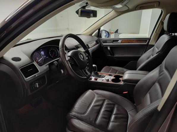 Volkswagen Touareg II с пробегом 2013 года, цена 2 250 000 рублей, 209130 км, внедорожник, Автокод Объявления