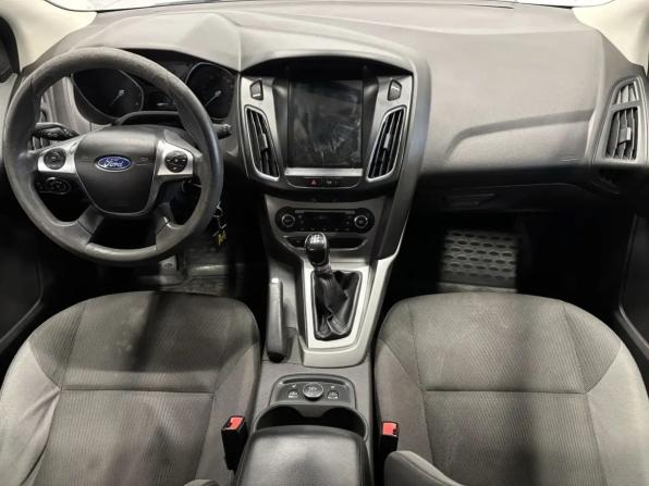 Ford Focus III с пробегом 2014 года, цена 588 000 рублей, 174754 км, универсал, Автокод Объявления