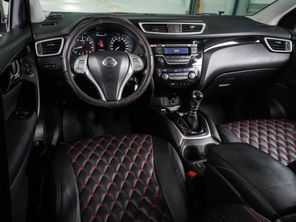 Nissan Qashqai II с пробегом 2015 года, цена 1 537 000 рублей, 145167 км, внедорожник, Автокод Объявления