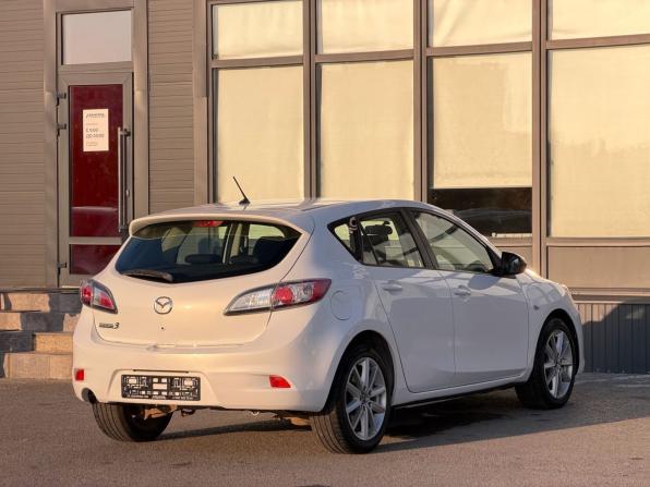 Mazda 3 II (BL) Рестайлинг с пробегом 2012 года, цена 1 130 000 рублей, 90257 км, хэтчбек, Автокод Объявления
