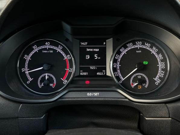 Skoda Octavia III (A7) Рестайлинг с пробегом 2018 года, цена 1 619 000 рублей, 81968 км, лифтбек, Автокод Объявления